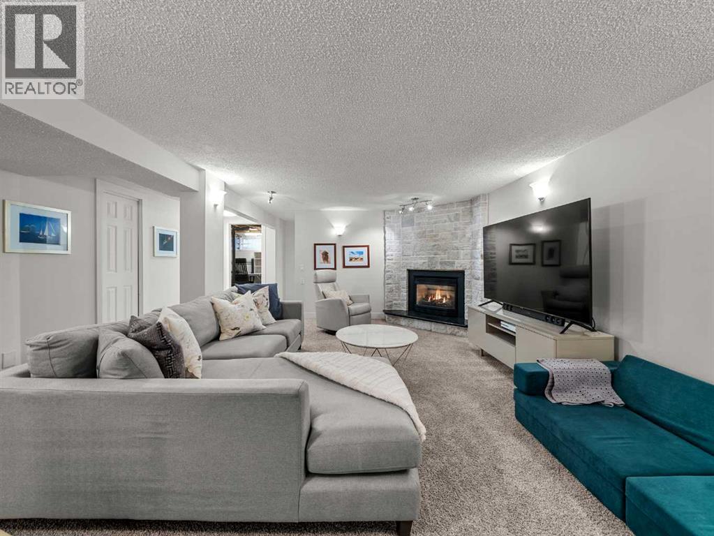 Single Family House Bungalow for Sale in   Avenue SW Rutland Park Calgary 