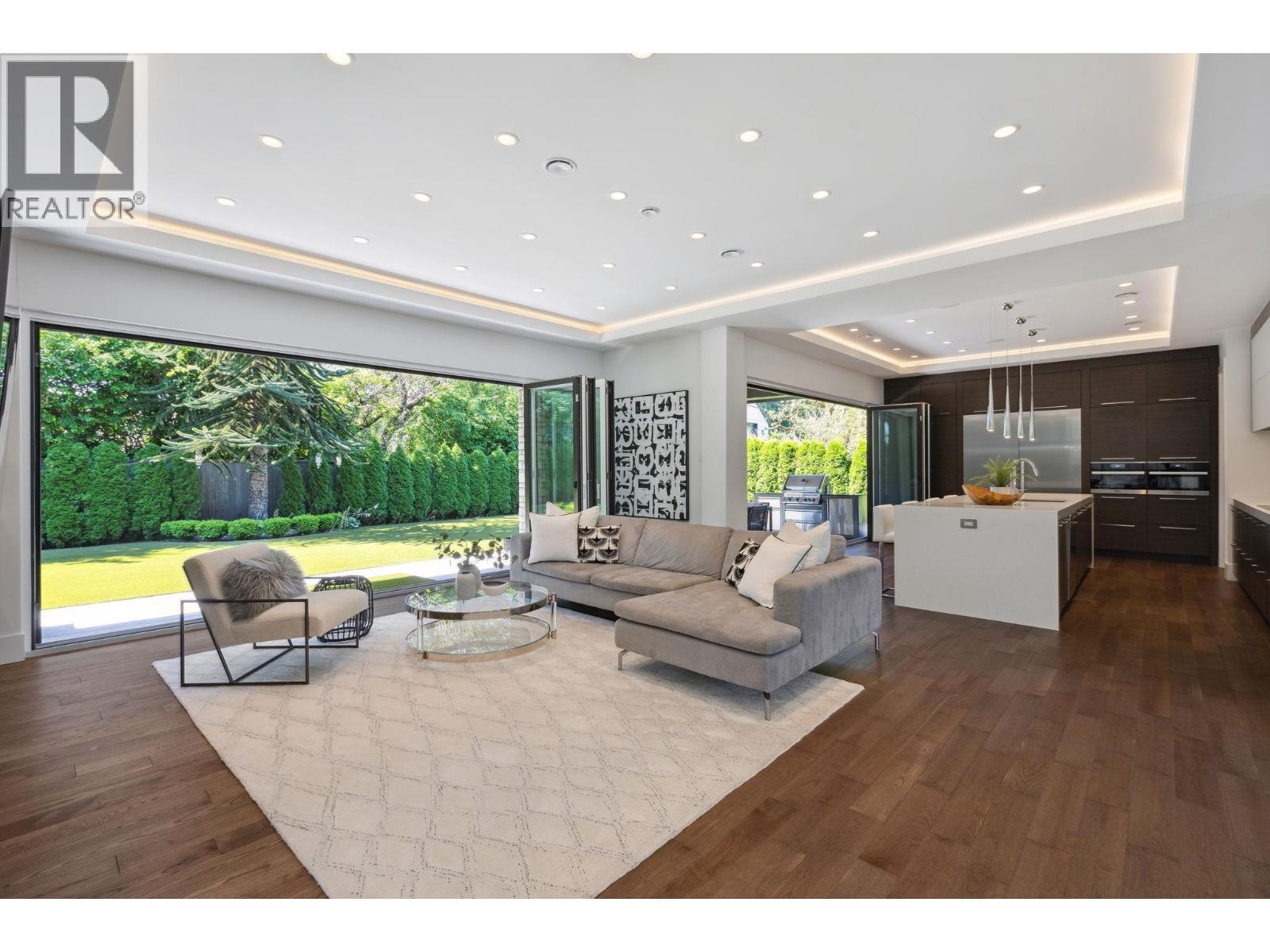 983 TUDOR AVENUE, North Vancouver