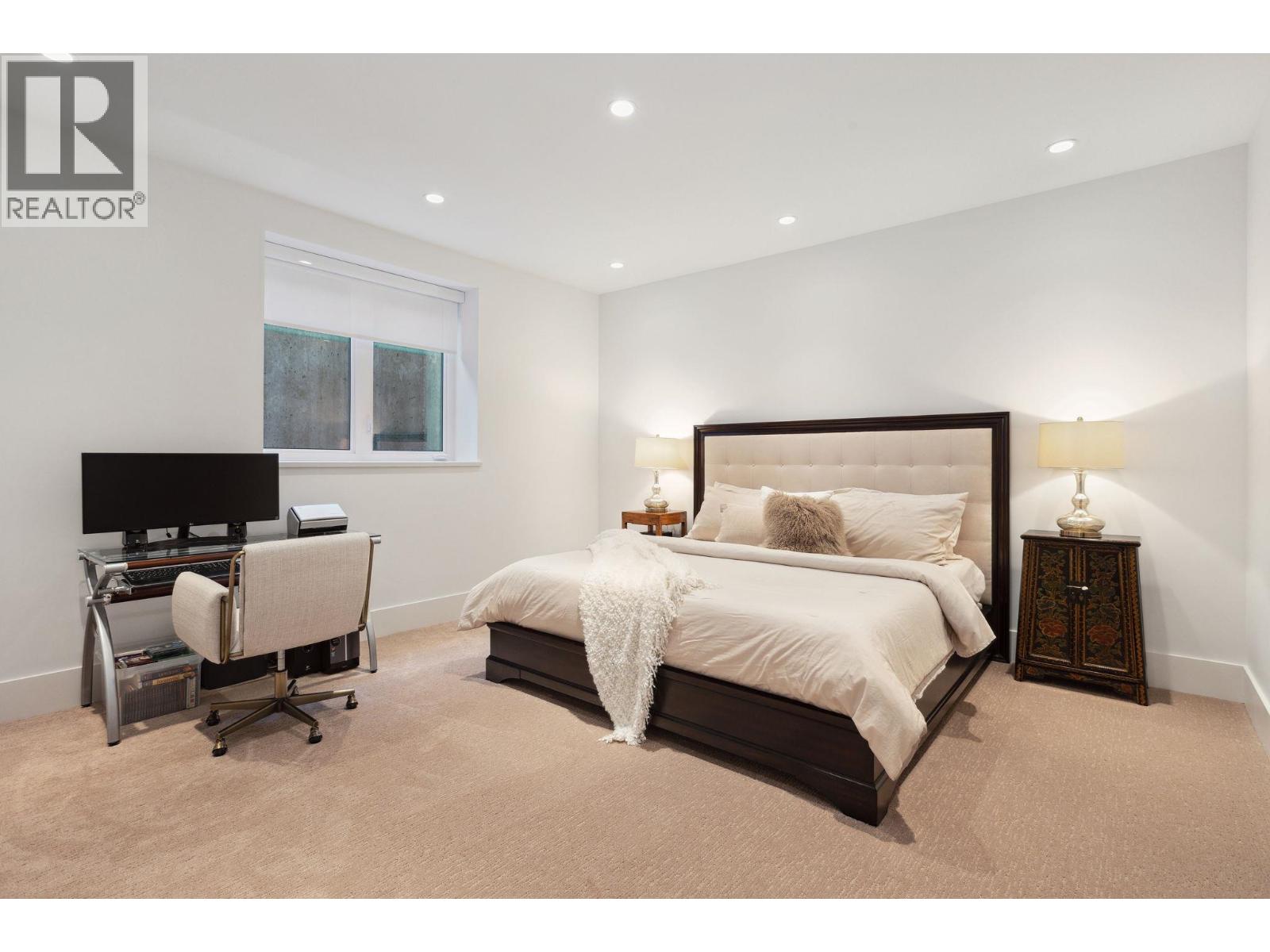 983 TUDOR AVENUE, North Vancouver