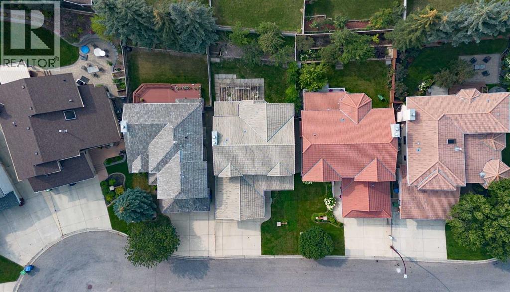 Single Family House for Sale in  Signal Hill Mews SW Signal Hill Calgary 
