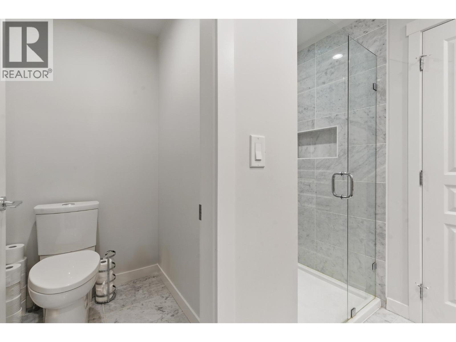#123-10388 NO.2 Road, Richmond