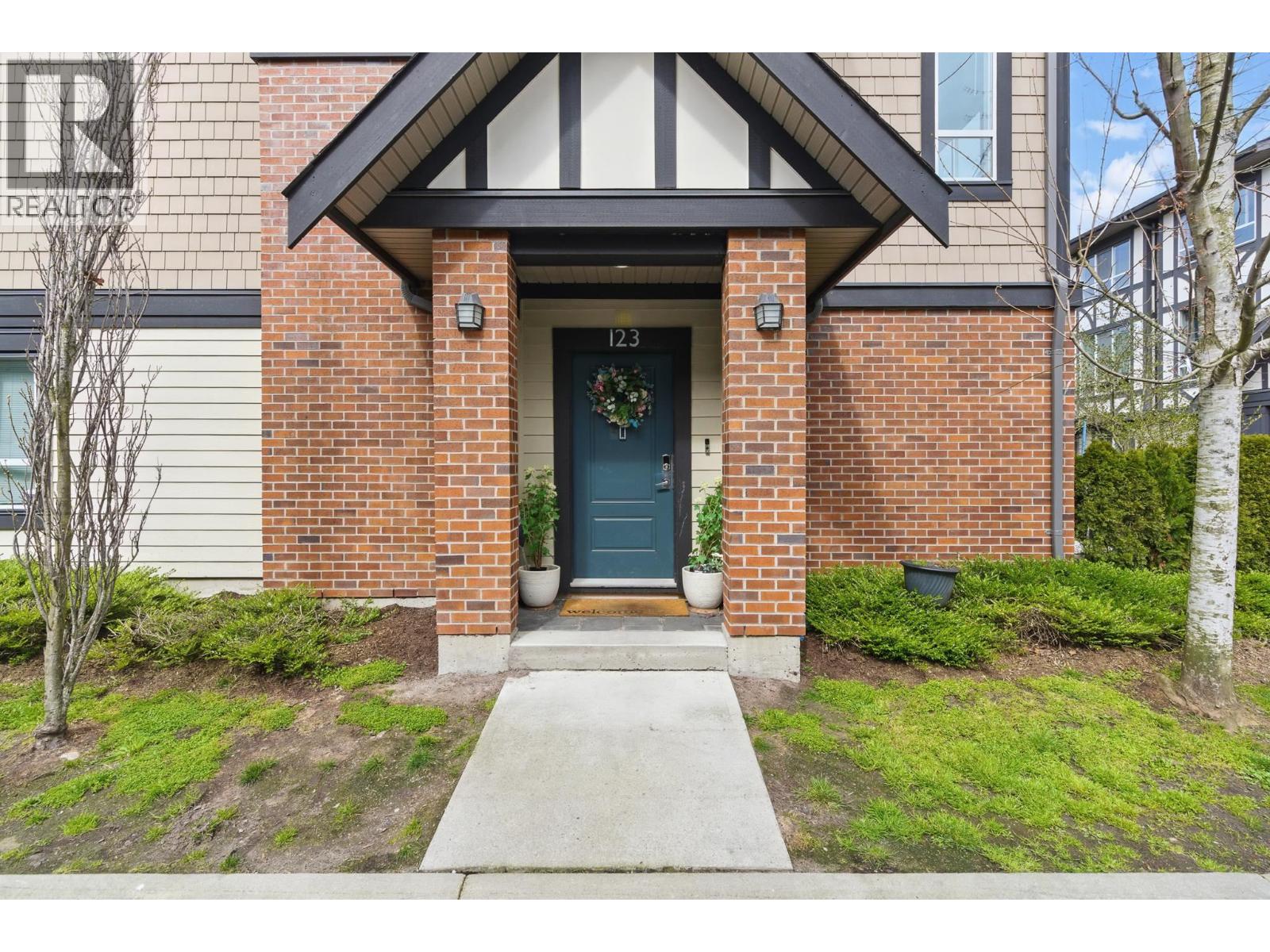 #123-10388 NO.2 Road, Richmond
