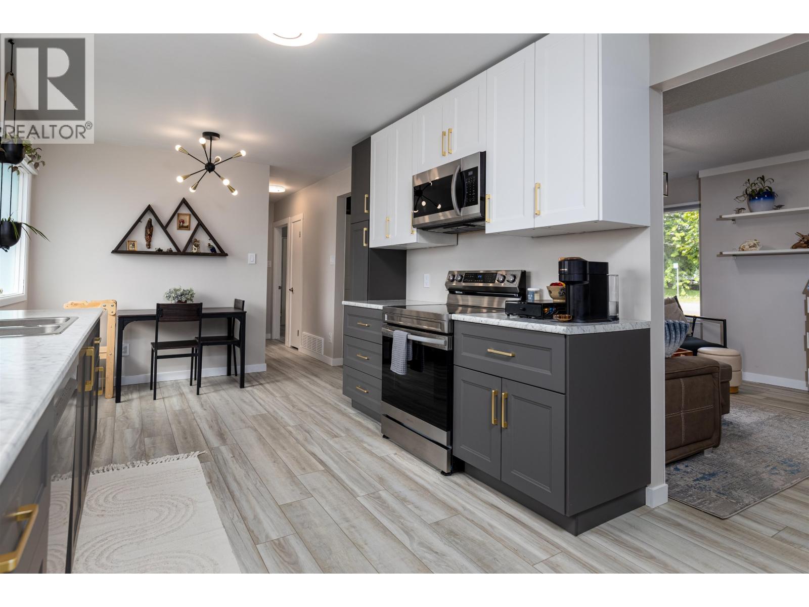 4701 TUCK Avenue, Terrace