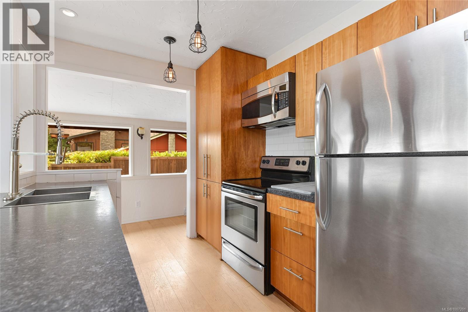  7815 Manatu Road, Sooke