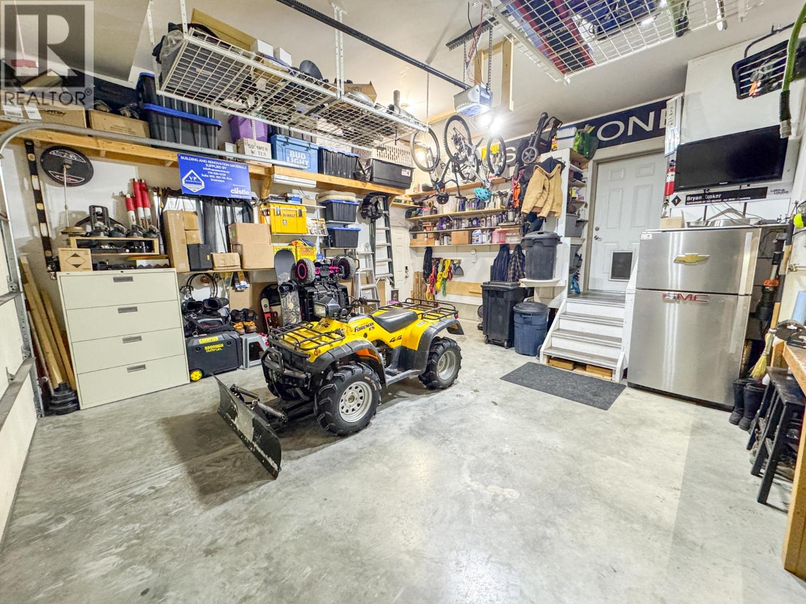 960 COPPER POINT Way, Invermere