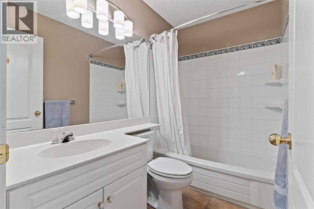 Single Family House for Sale in  Rocky Ridge Landing NW Rocky Ridge Calgary 