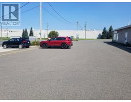 2A Pinsent Drive thumbnail 6