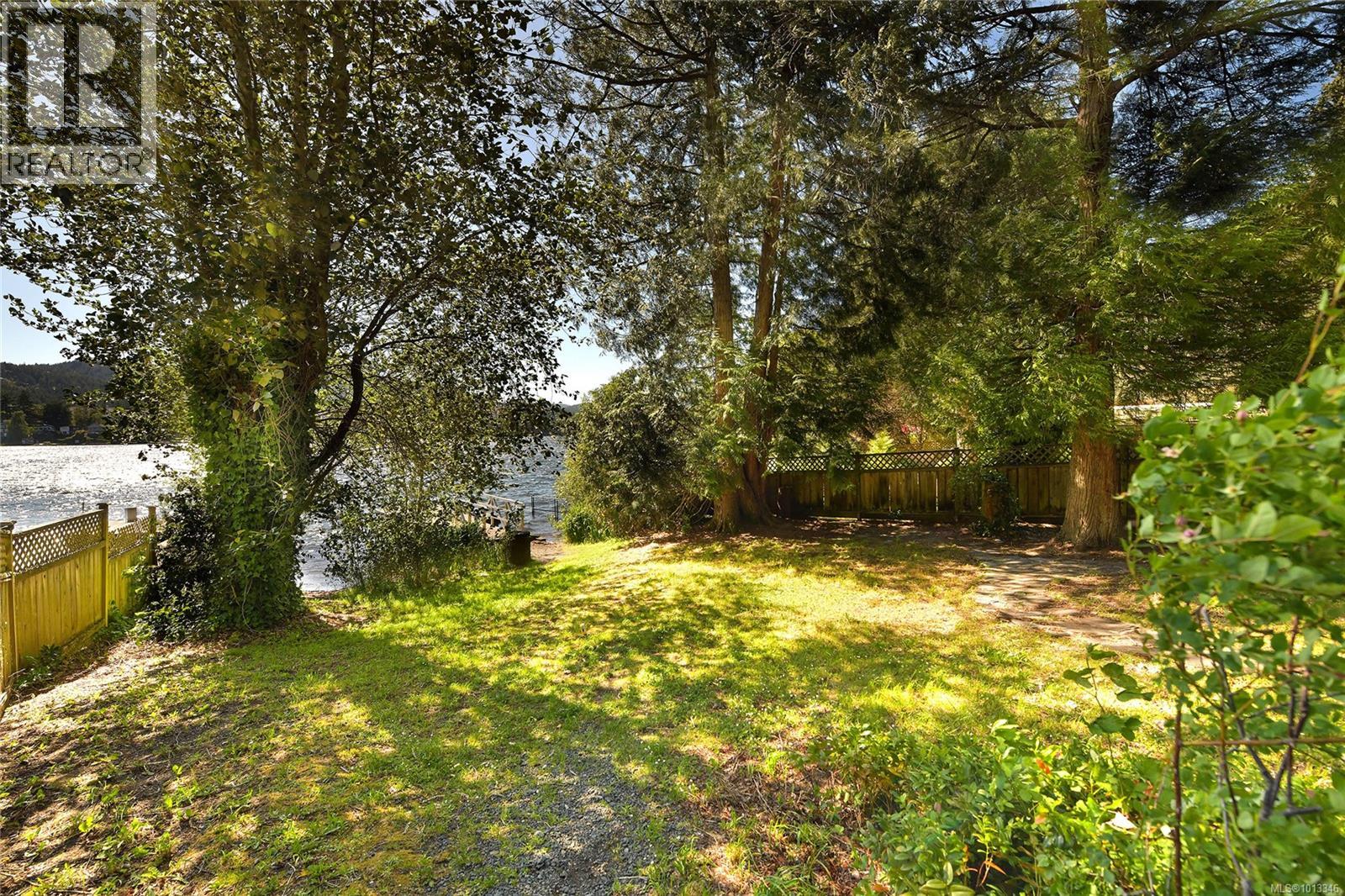  2874 Leigh Road, Langford