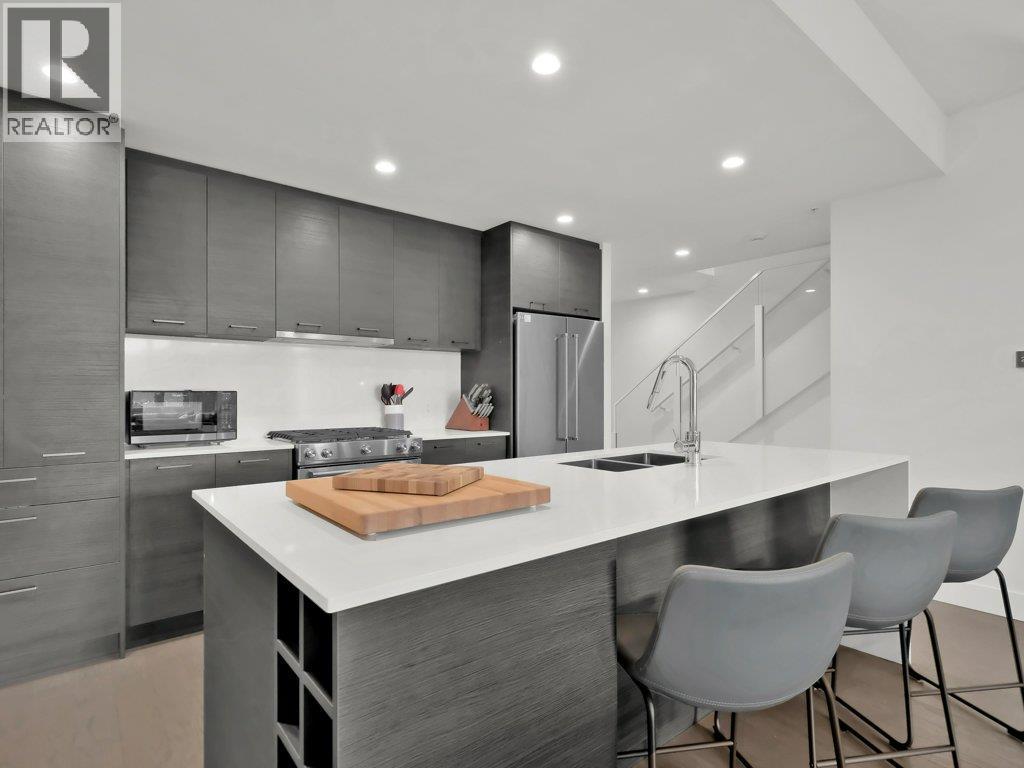 401 1191 Sunset Drive, Kelowna