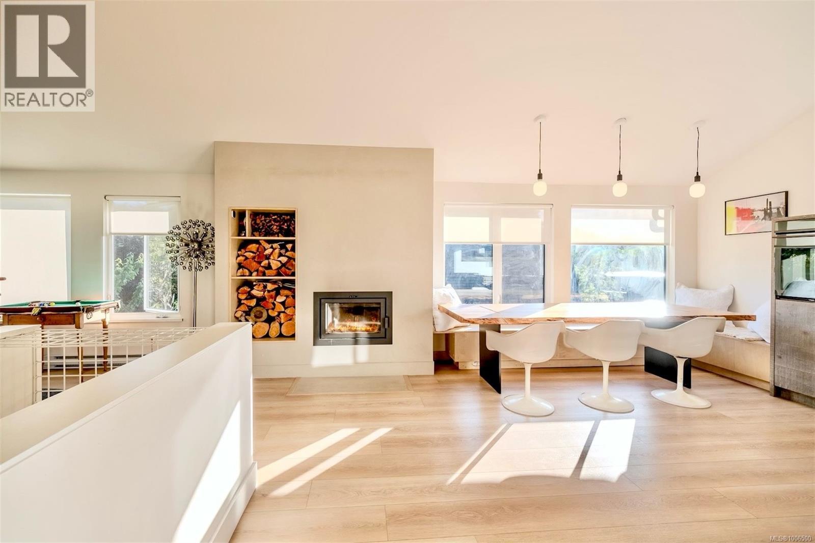 260 Neill St, Tofino