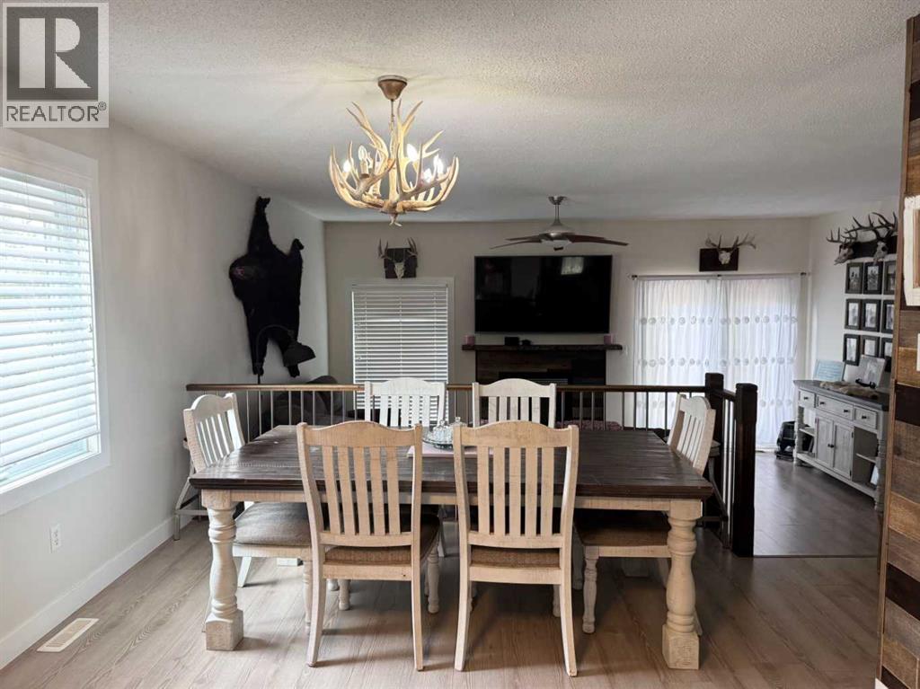2 Garden Court, Sylvan Lake