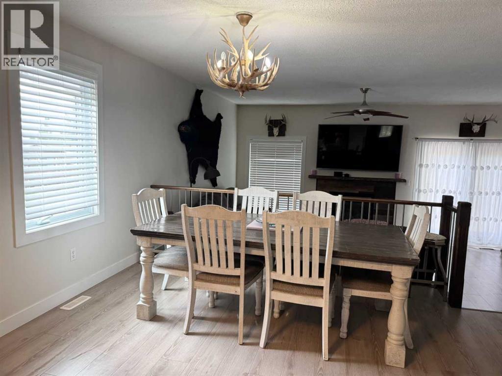 2 Garden Court, Sylvan Lake