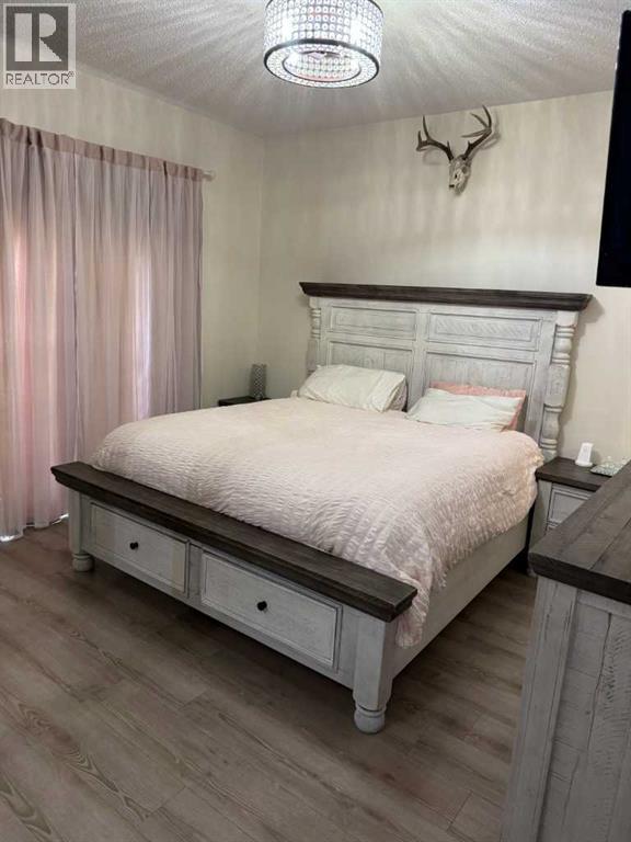 2 Garden Court, Sylvan Lake
