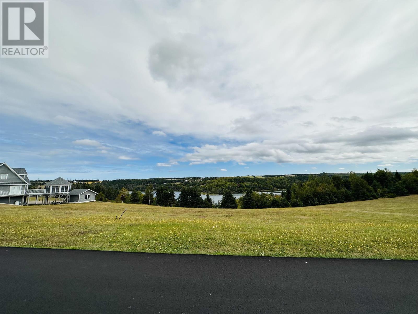 B-5 Riverbend — photo 10