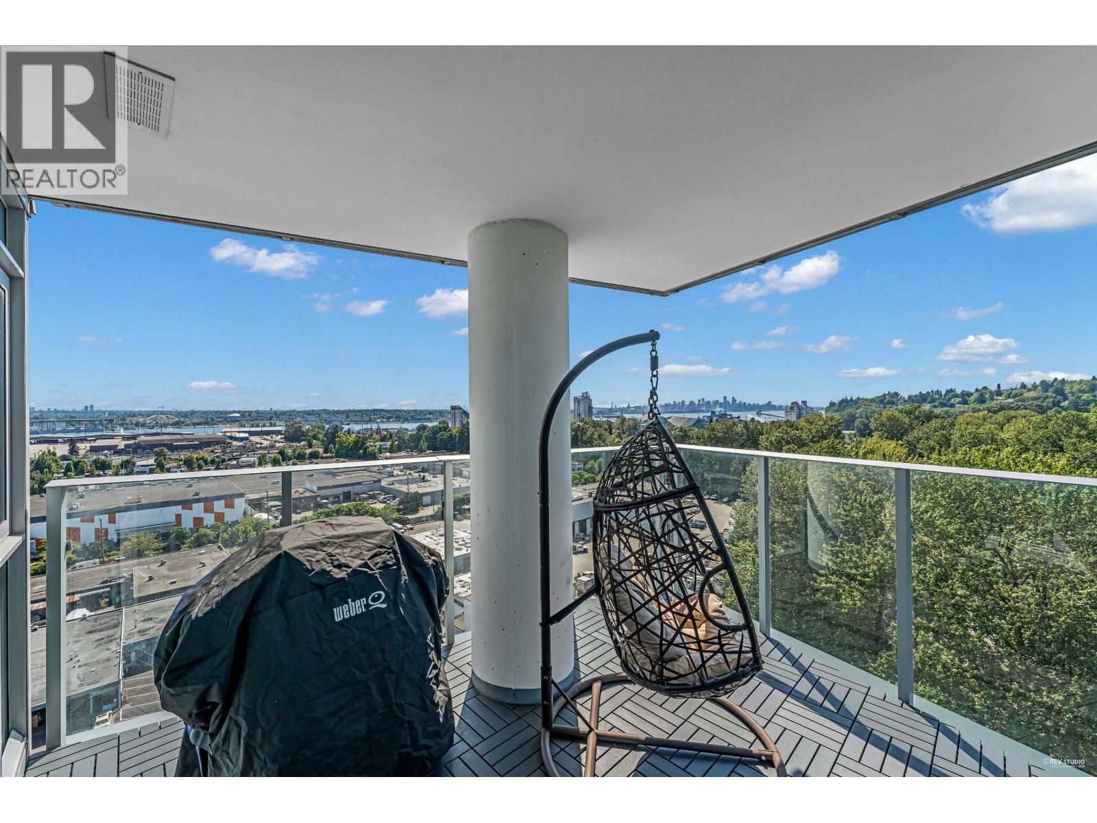 1406 1401 HUNTER STREET, North Vancouver