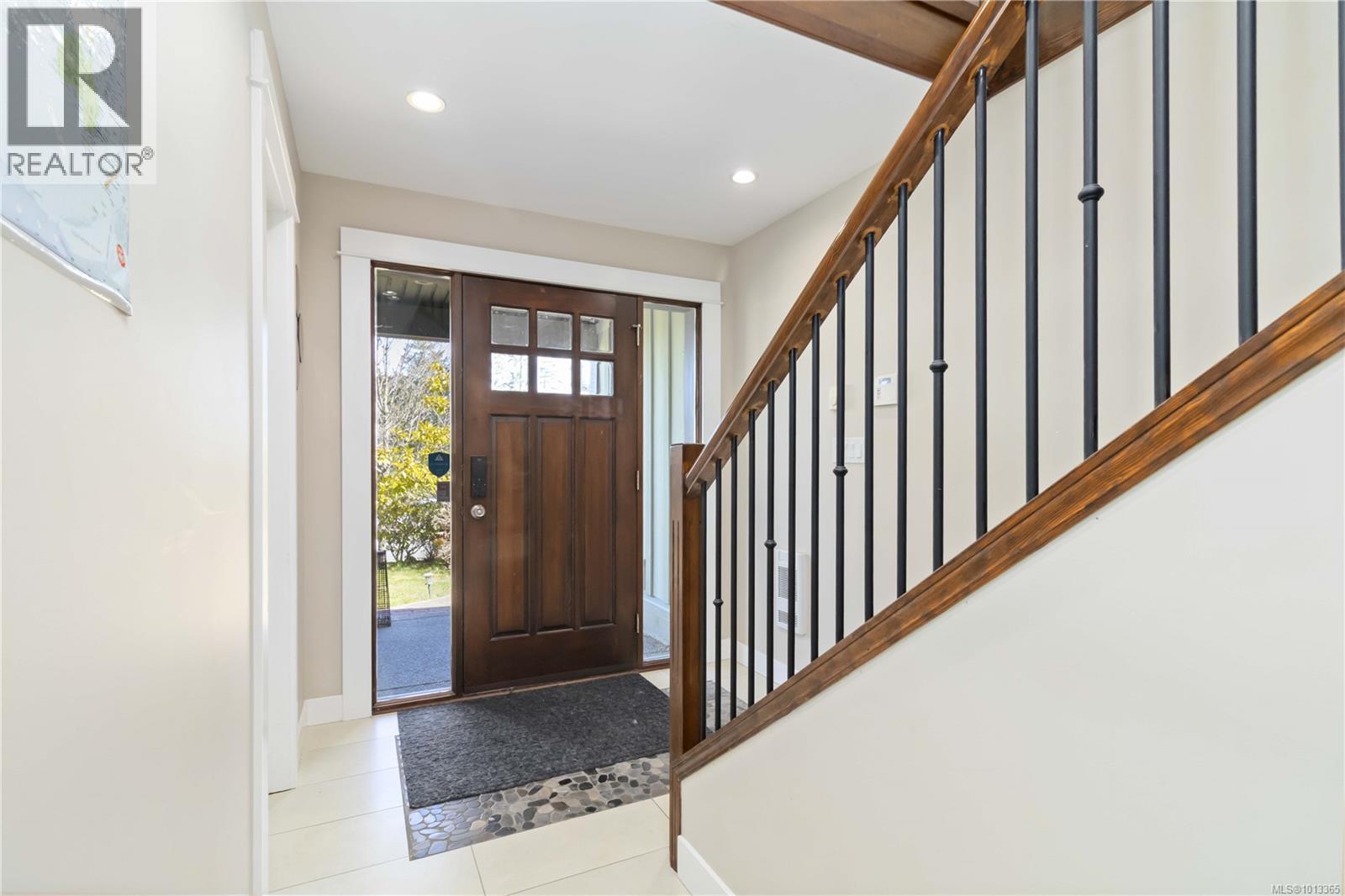  2200 Players Drive, Langford