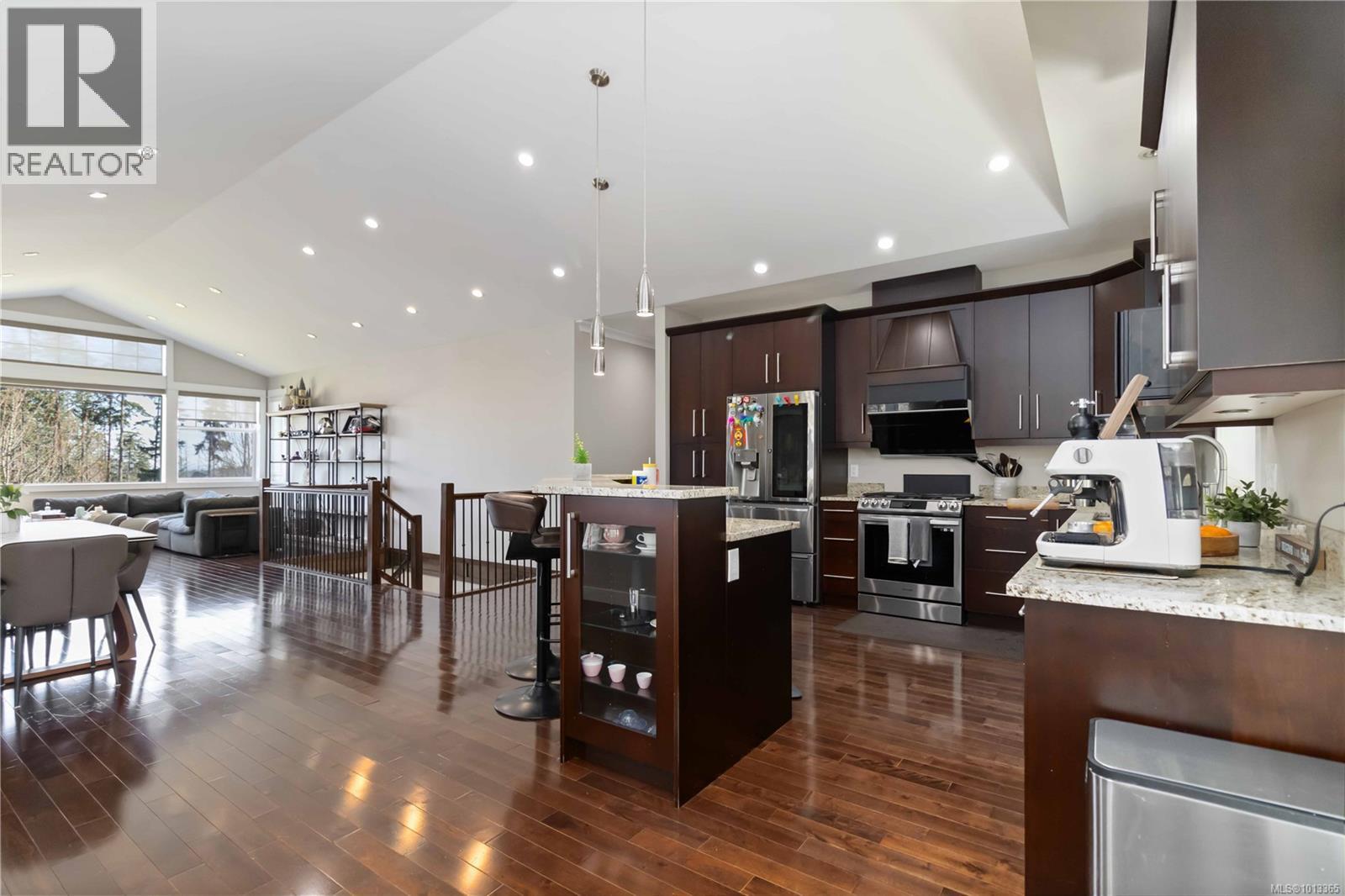  2200 Players Drive, Langford