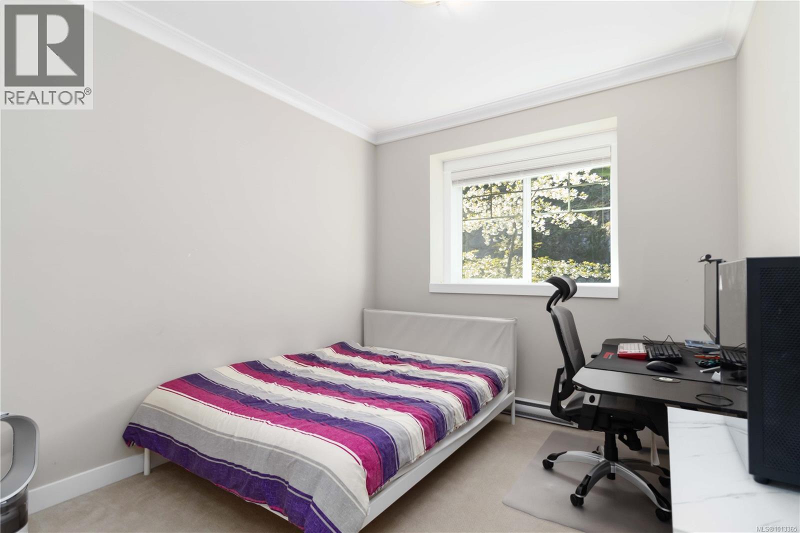  2200 Players Drive, Langford