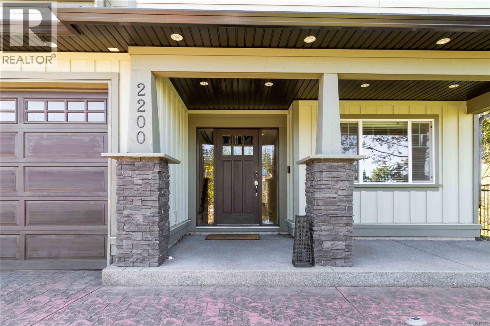  2200 Players Drive, Langford