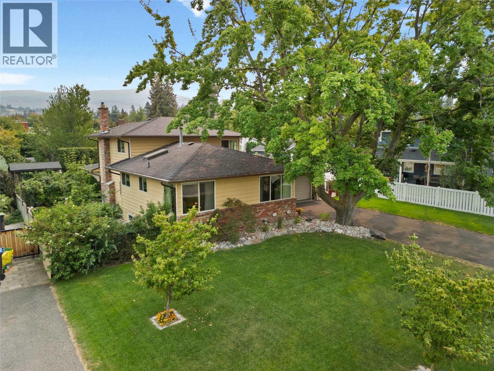 4495 Swaisland Road, Kelowna