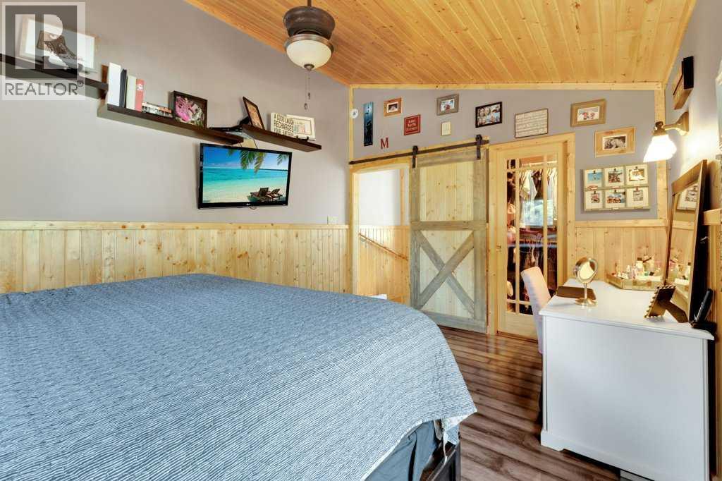 41513 Highway 771, Rural Lacombe County