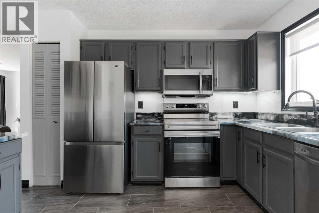 146 Mcconachie Crescent, Fort McMurray