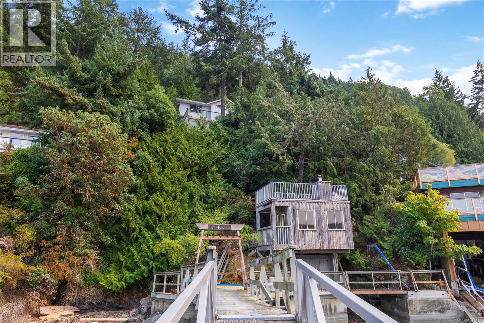  6878 Mark Lane, Central Saanich