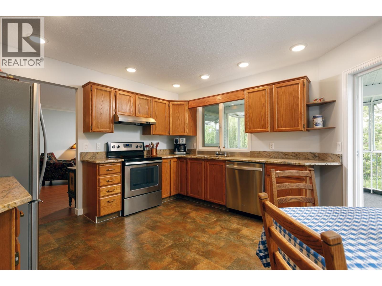 60 1101 Cameron Avenue, Kelowna