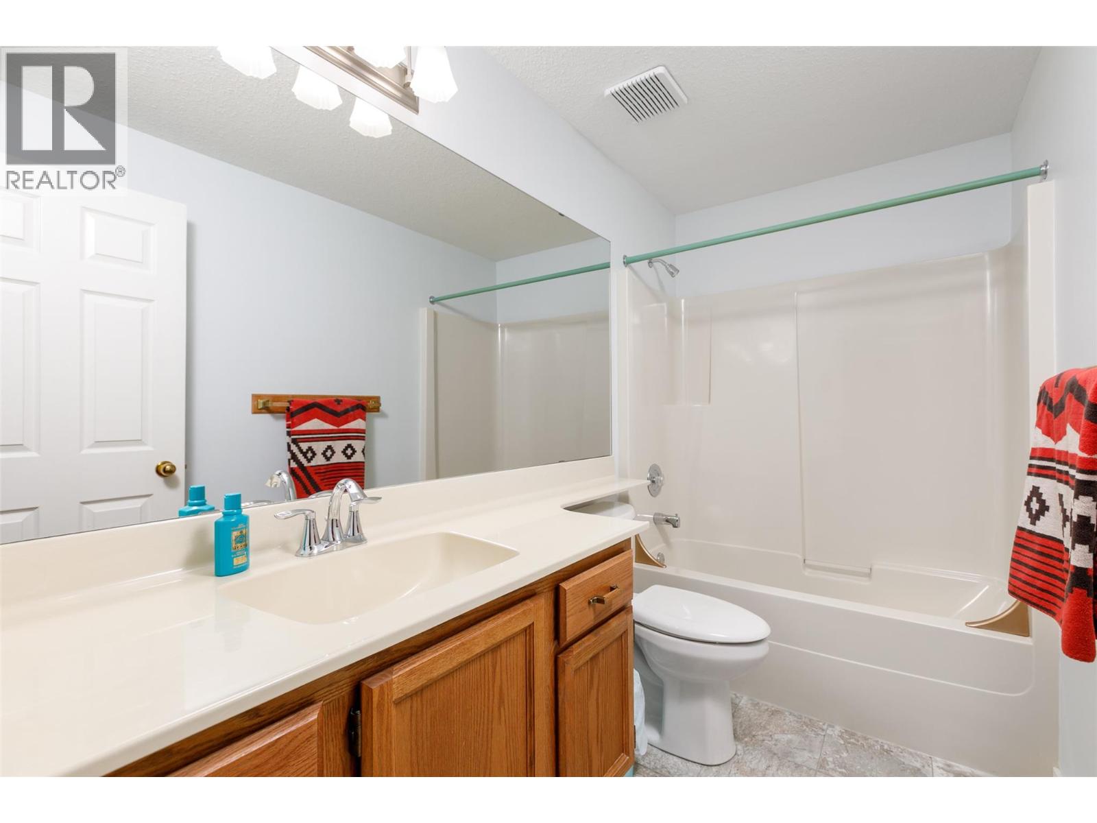 60 1101 Cameron Avenue, Kelowna