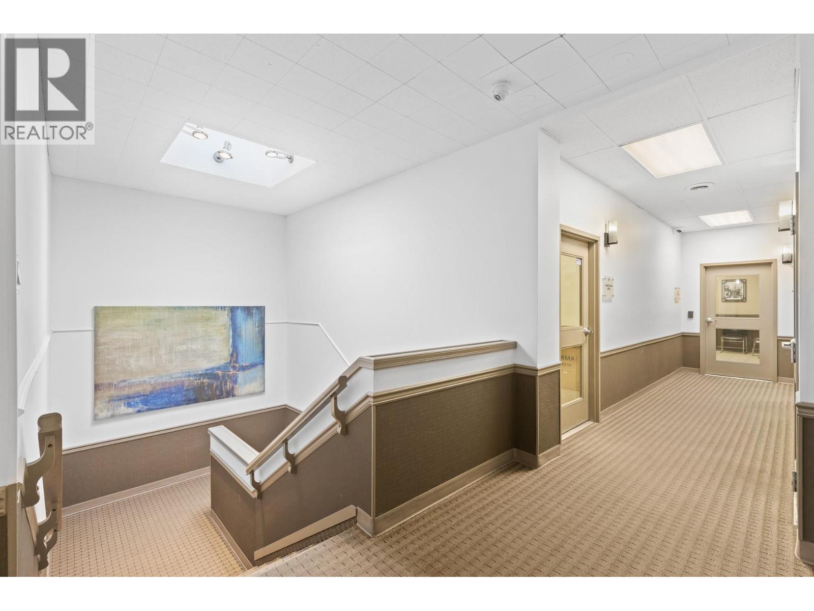 300 1460 Pandosy Street, Kelowna