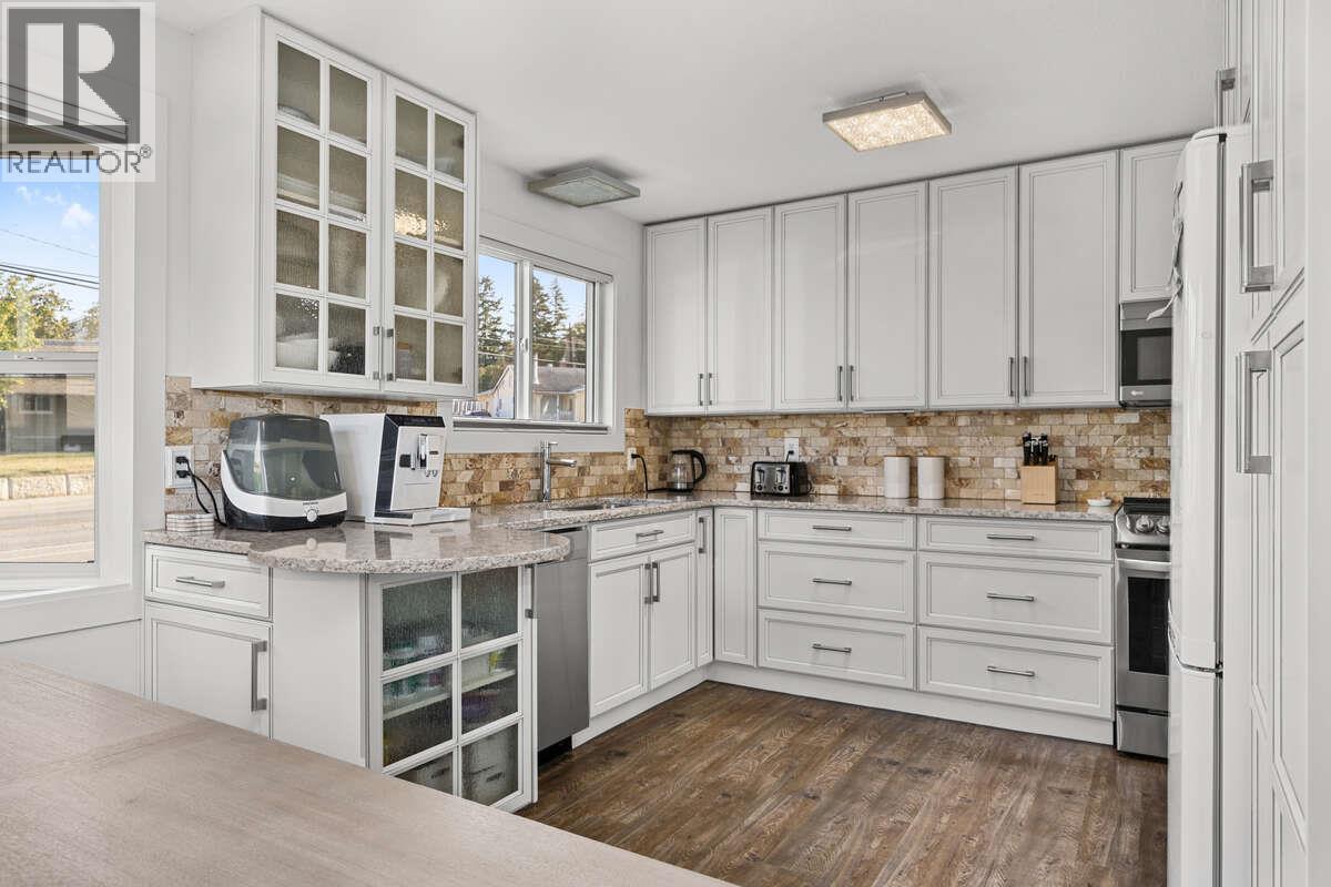  3409 Okanagan Avenue, Vernon