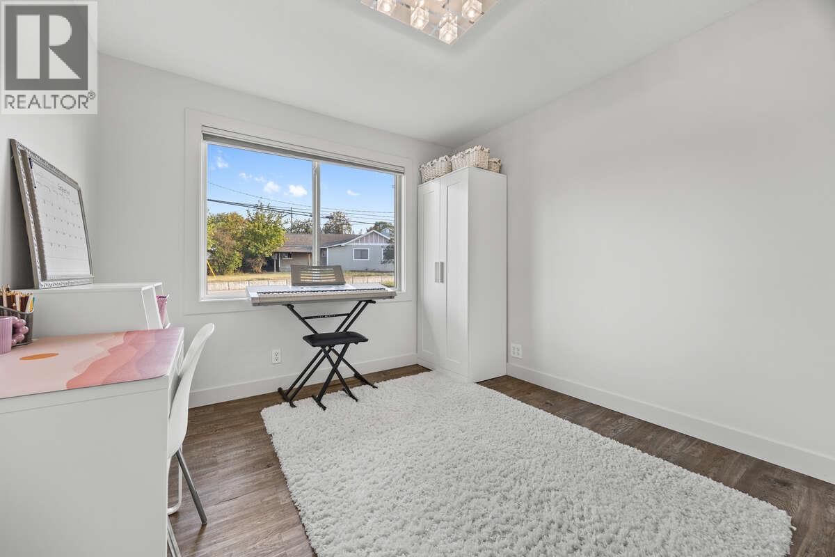  3409 Okanagan Avenue, Vernon