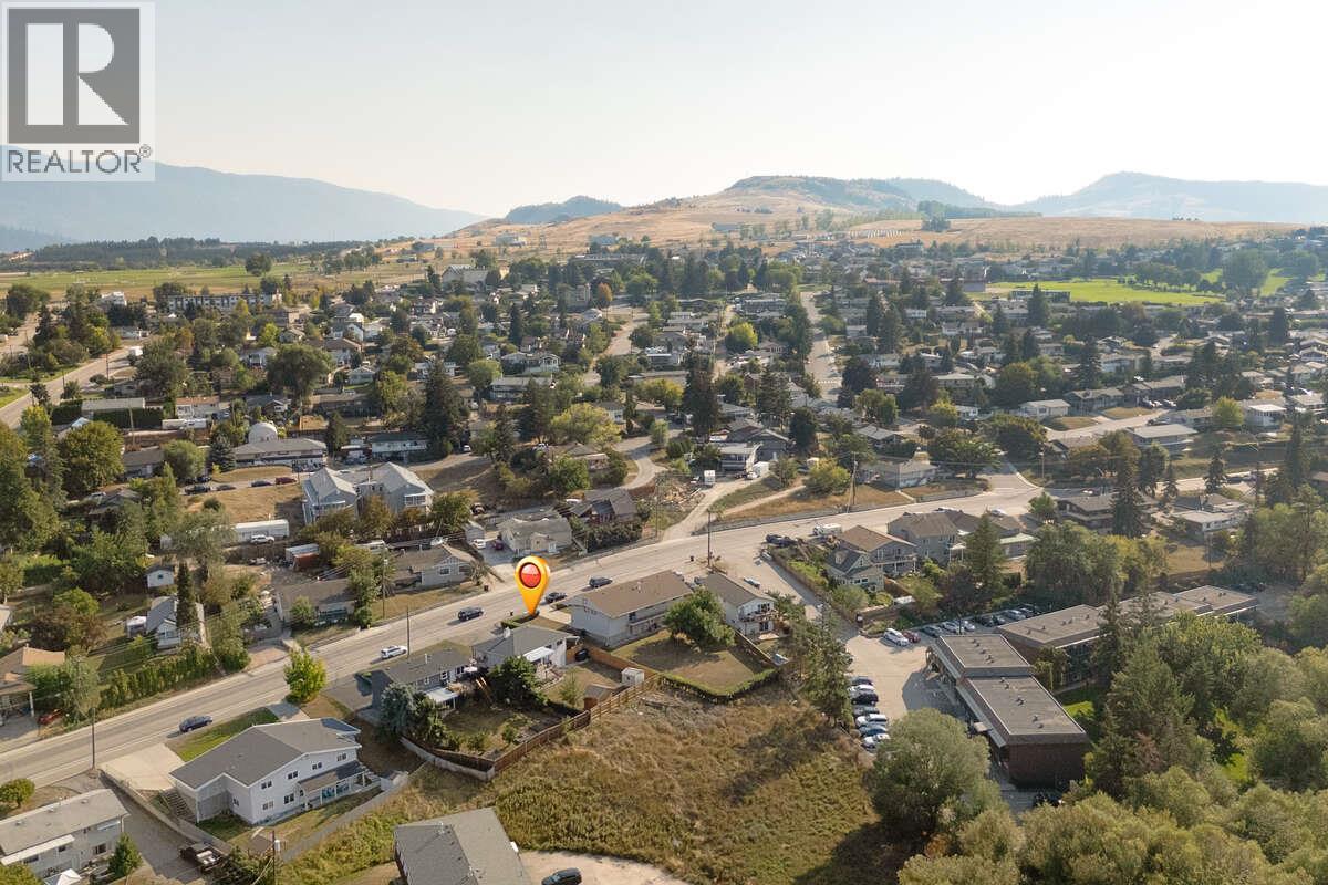  3409 Okanagan Avenue, Vernon