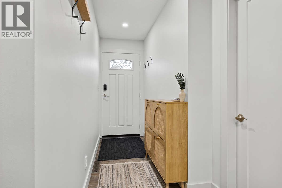  3409 Okanagan Avenue, Vernon