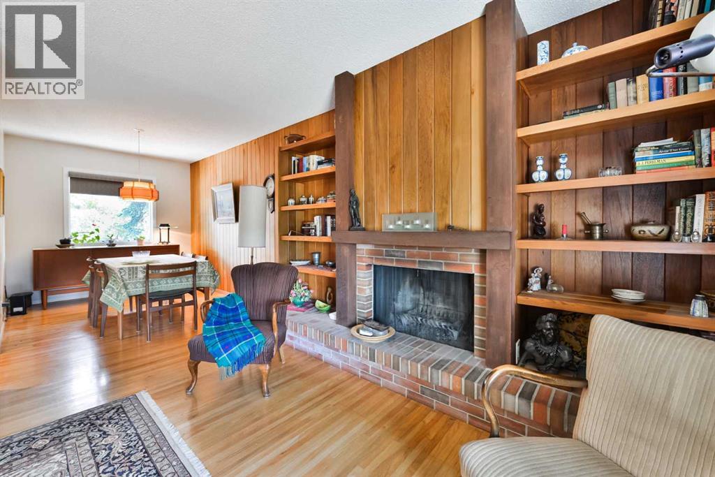 Single Family House Bungalow for Sale in  Layzell Road SW North Glenmore Park Calgary 