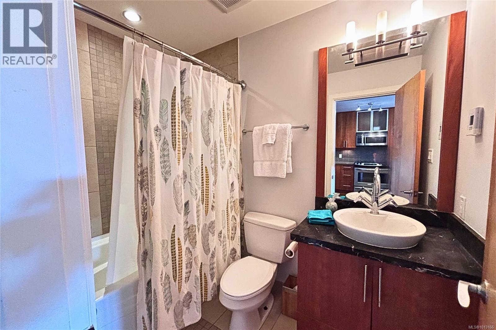 206 194 Beachside Dr, Parksville