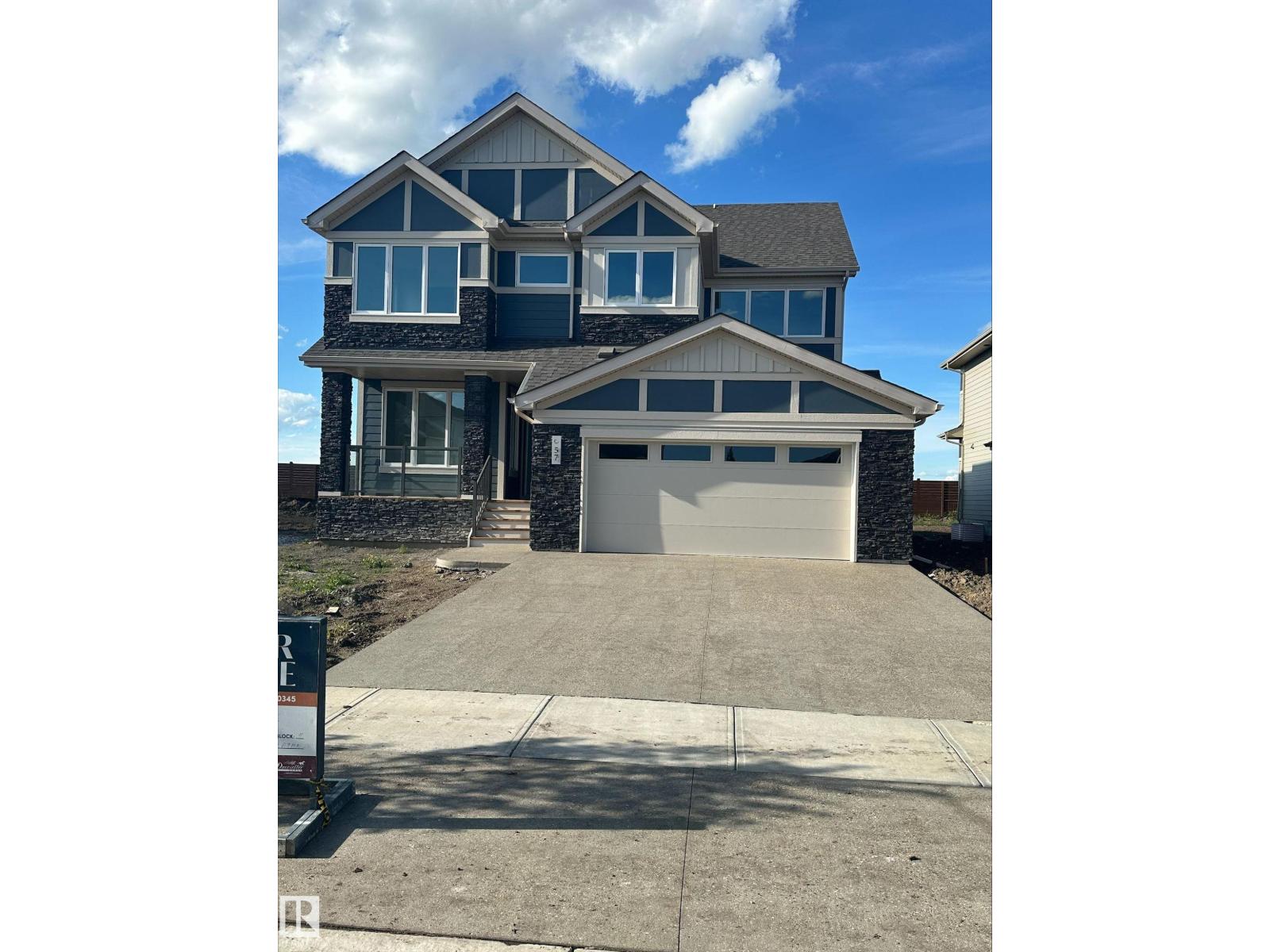 57 Jubilation DR, St. Albert