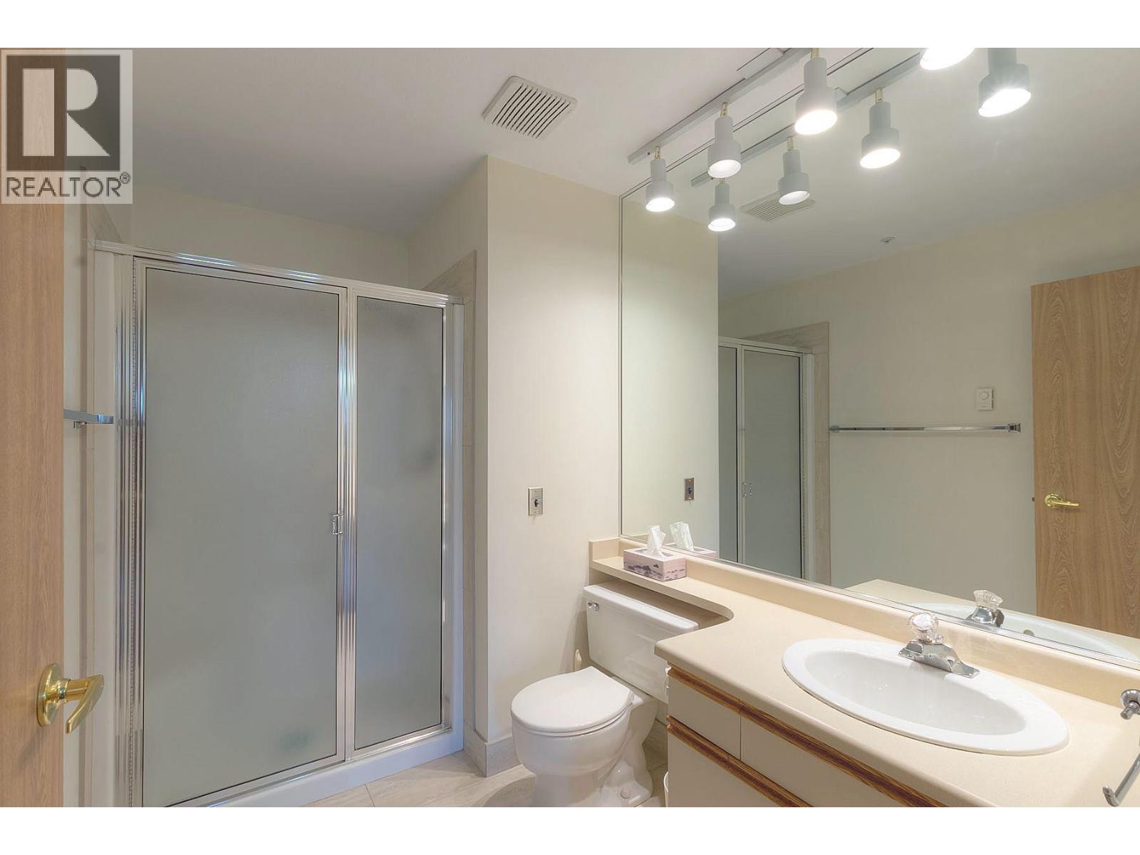 152 1045 Sutherland Avenue, Kelowna