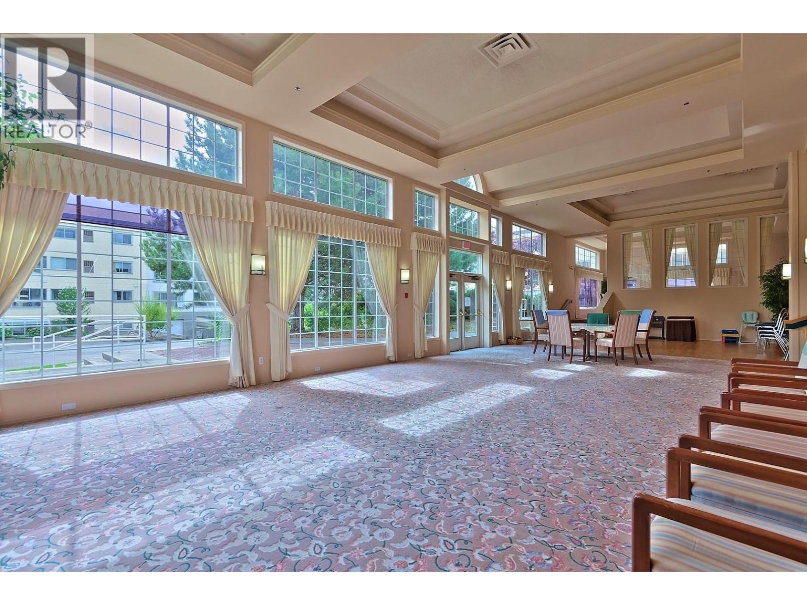 152 1045 Sutherland Avenue, Kelowna