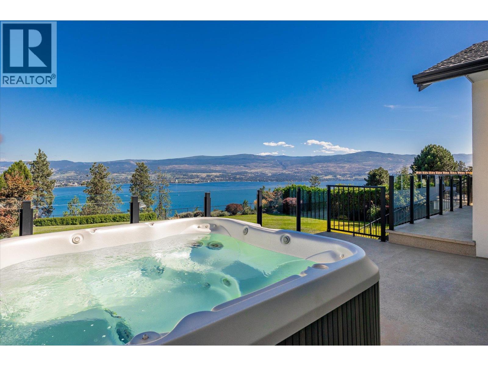  2523 Hillsborough Road, West Kelowna