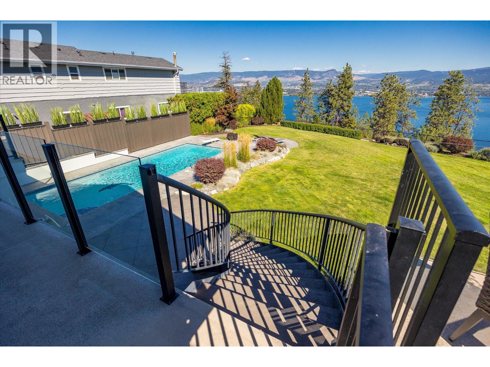  2523 Hillsborough Road, West Kelowna