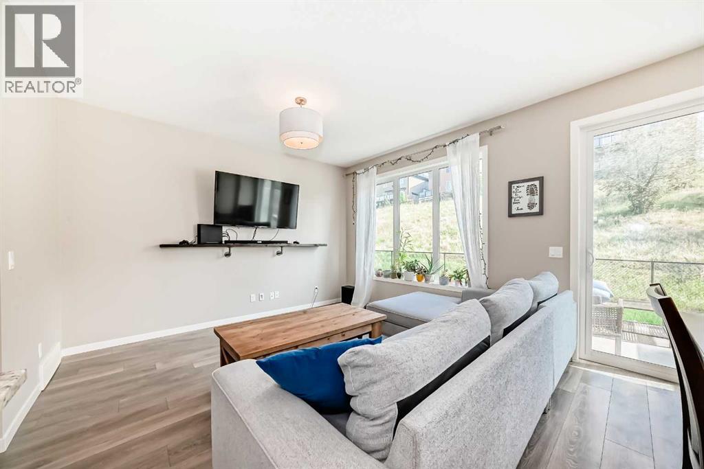 219 SUNSET POINT - 11