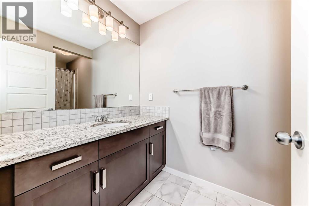219 SUNSET POINT - 15