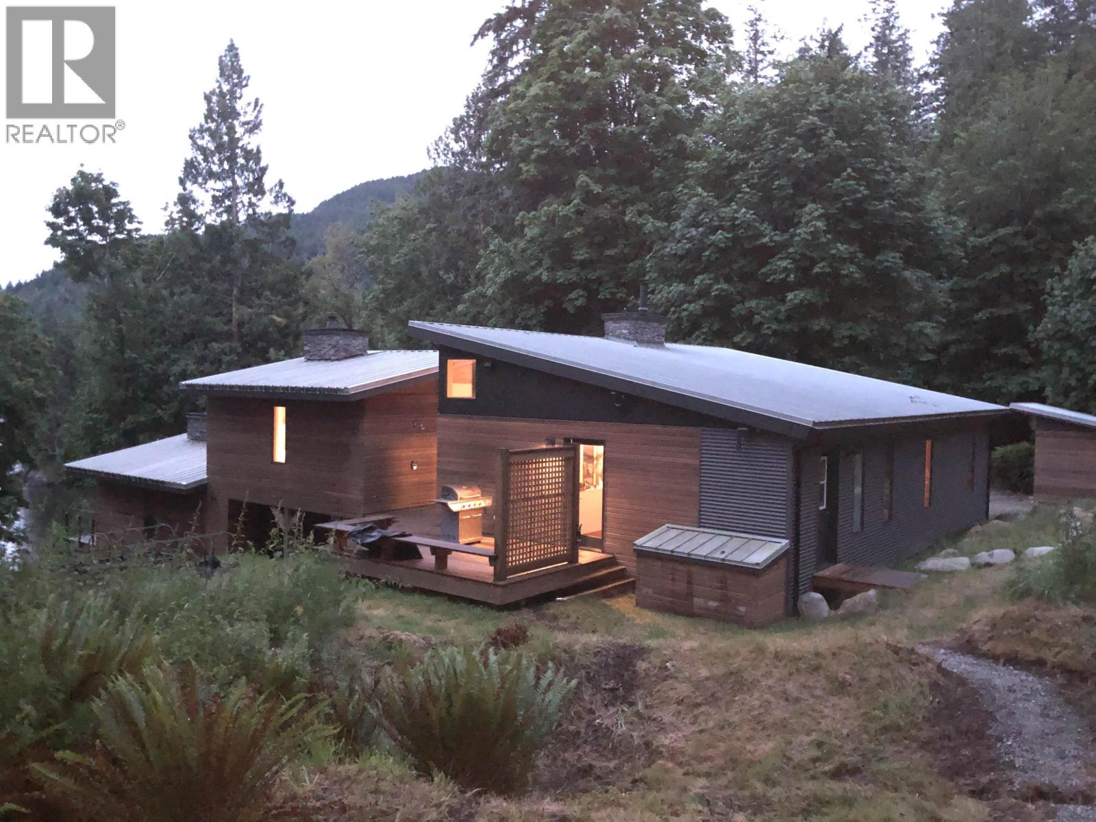1888 MOUNT ARTABAN ROAD, Gambier Island