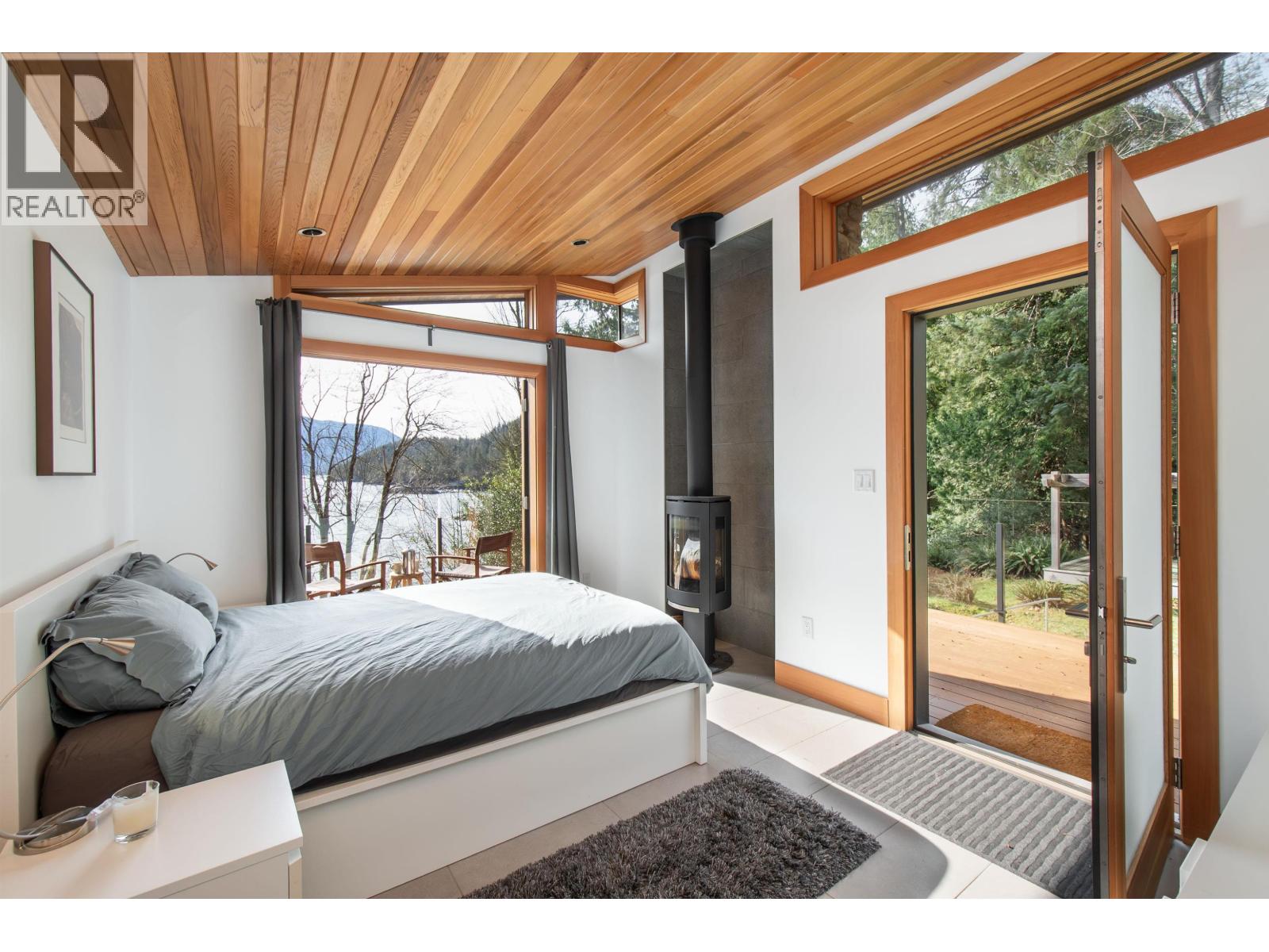 1888 MOUNT ARTABAN ROAD, Gambier Island