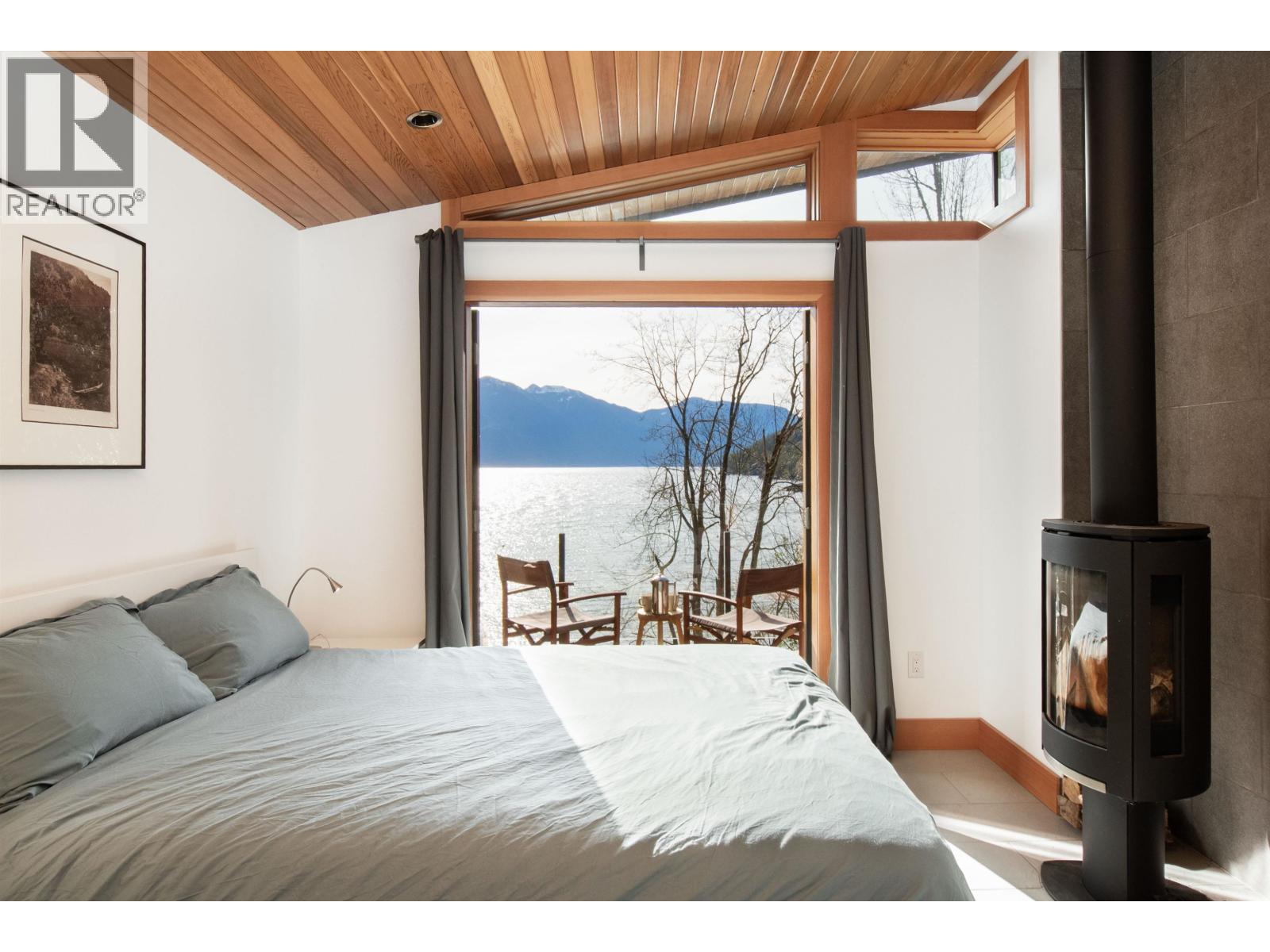 1888 MOUNT ARTABAN ROAD, Gambier Island
