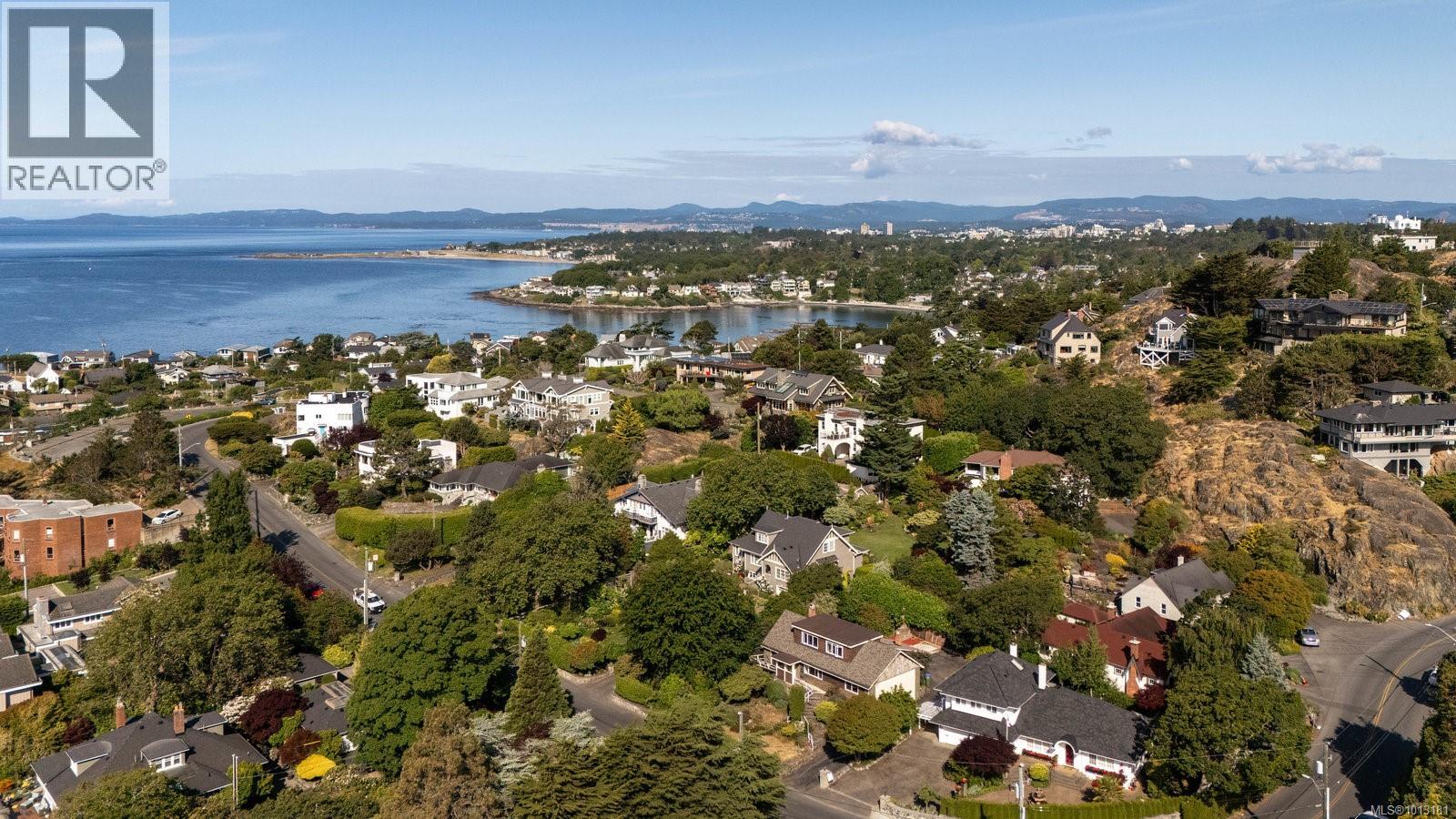  280 King George Terrace, Oak Bay