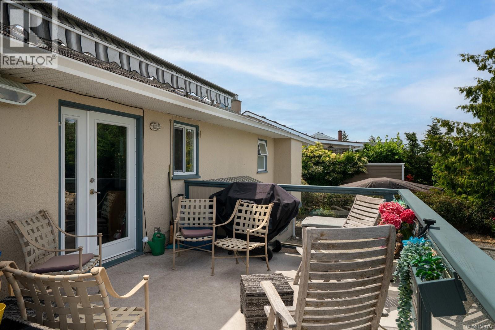  582 Baxter Avenue, Saanich