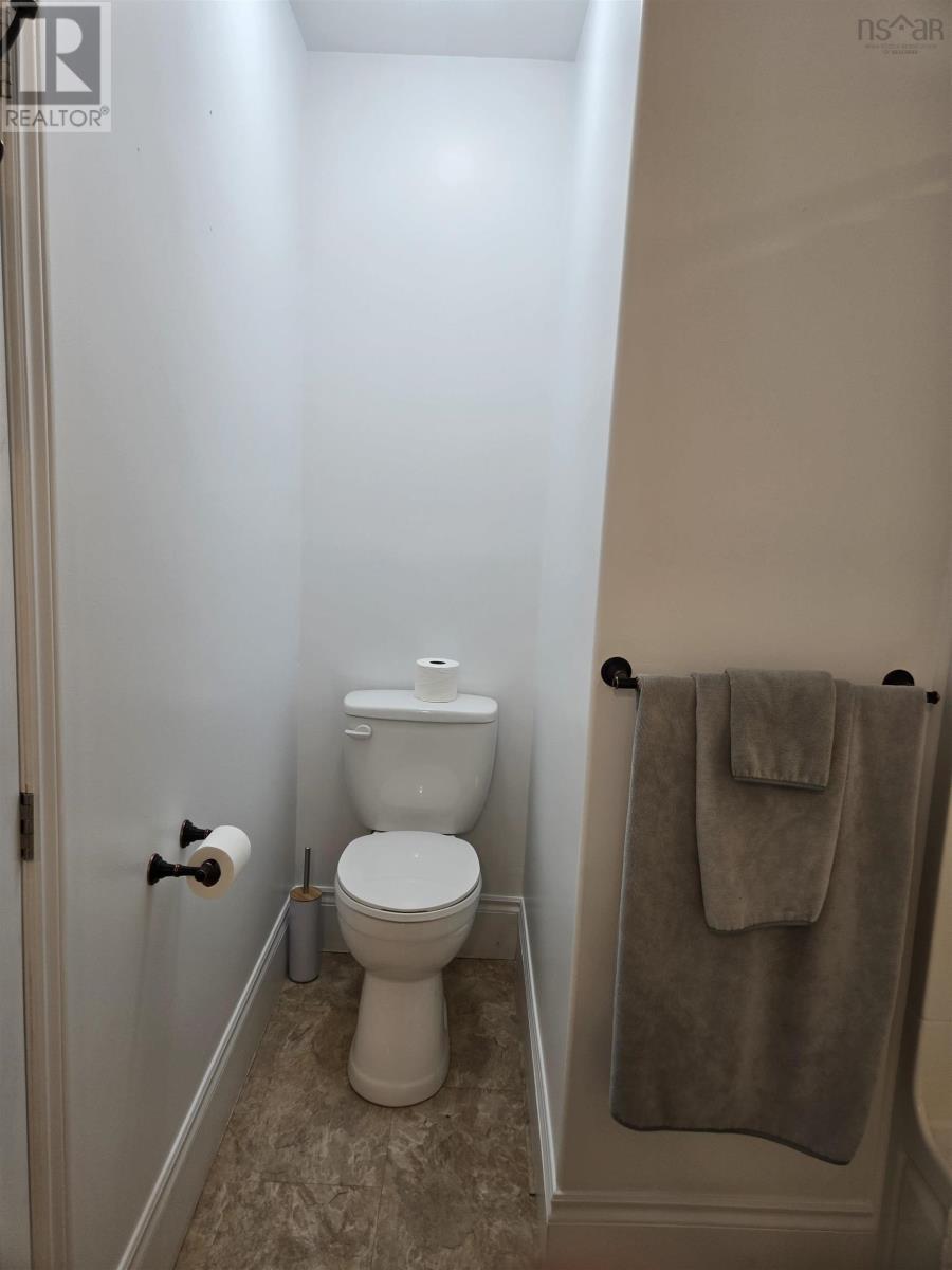 Property 25 of 28 of 4821 Highway 1