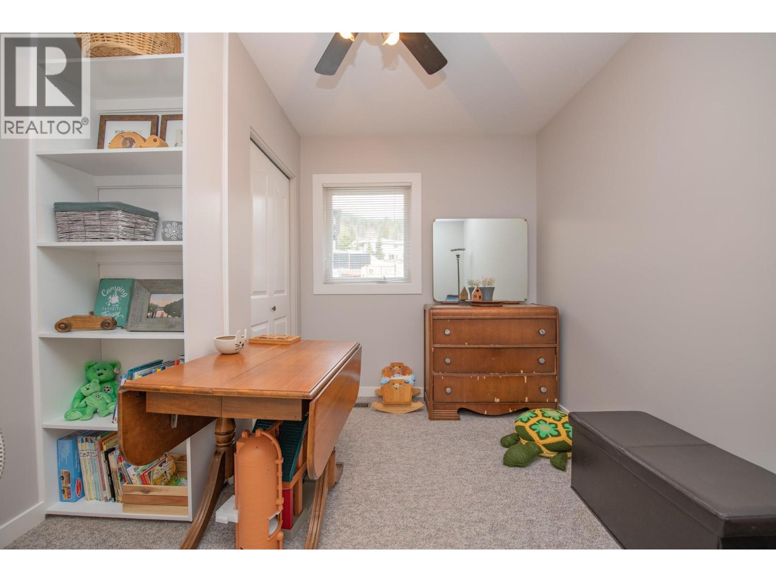2506 Shuswap Avenue - 23